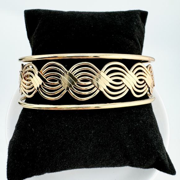 Vintage Swirl Cuff Bracelet Minimalist Modern Weave Coquette Whimsy Retro - Picture 6 of 10